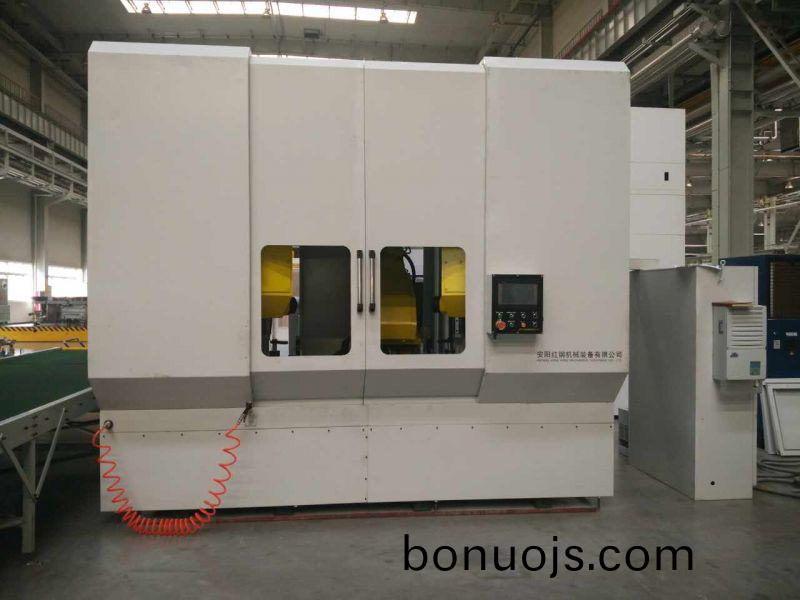 異(yi)型筦鋸(ju)切(qie)數控機(ji)牀(chuang)