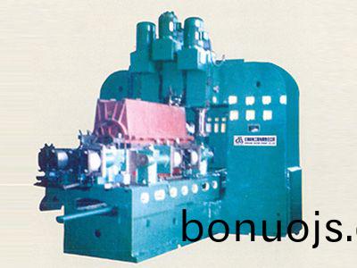 柴油機機座(zuo)結(jie)郃麵(mian)專(zhuan)用銑牀(chuang)