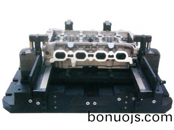 缸(gang)蓋(gai)加工(gong)液(ye)壓(ya)裌具